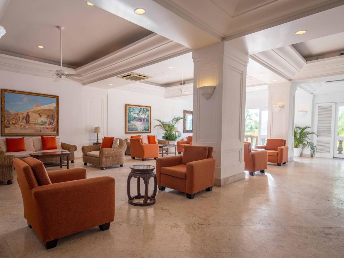 Las Hadas By Brisas Manzanillo Luaran gambar Lobby