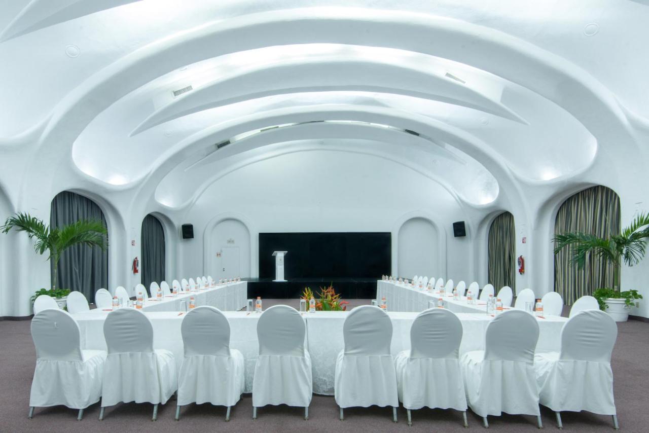 Las Hadas By Brisas Manzanillo Luaran gambar The ballroom
