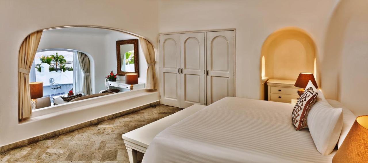 Las Hadas By Brisas Manzanillo Luaran gambar A bedroom at the resort