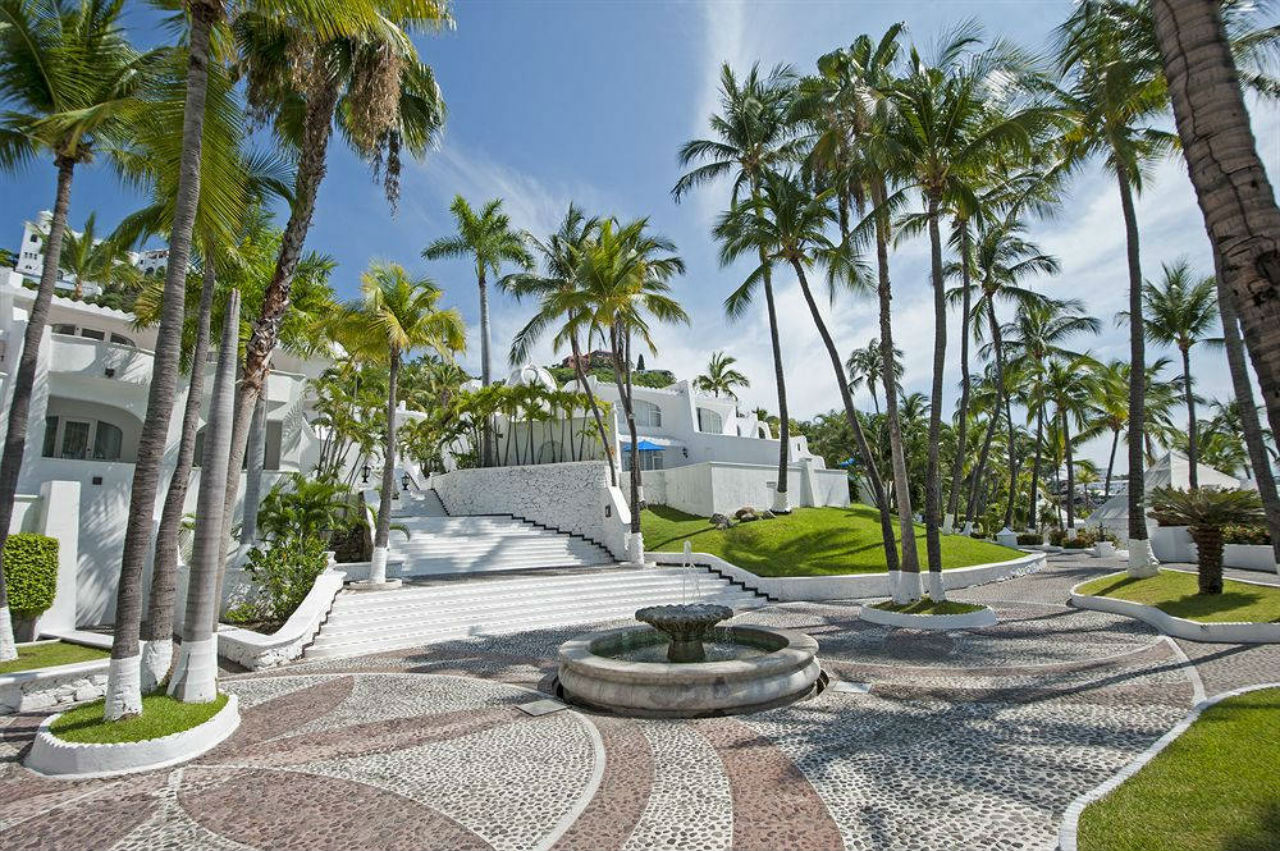 Las Hadas By Brisas Manzanillo Luaran gambar The resort's main entrance